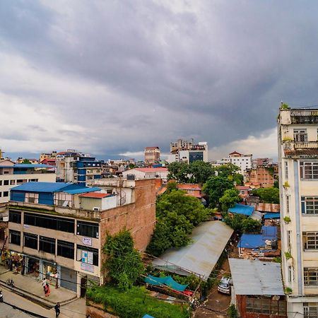 Rest Up Kathmandu Hostel Buitenkant foto