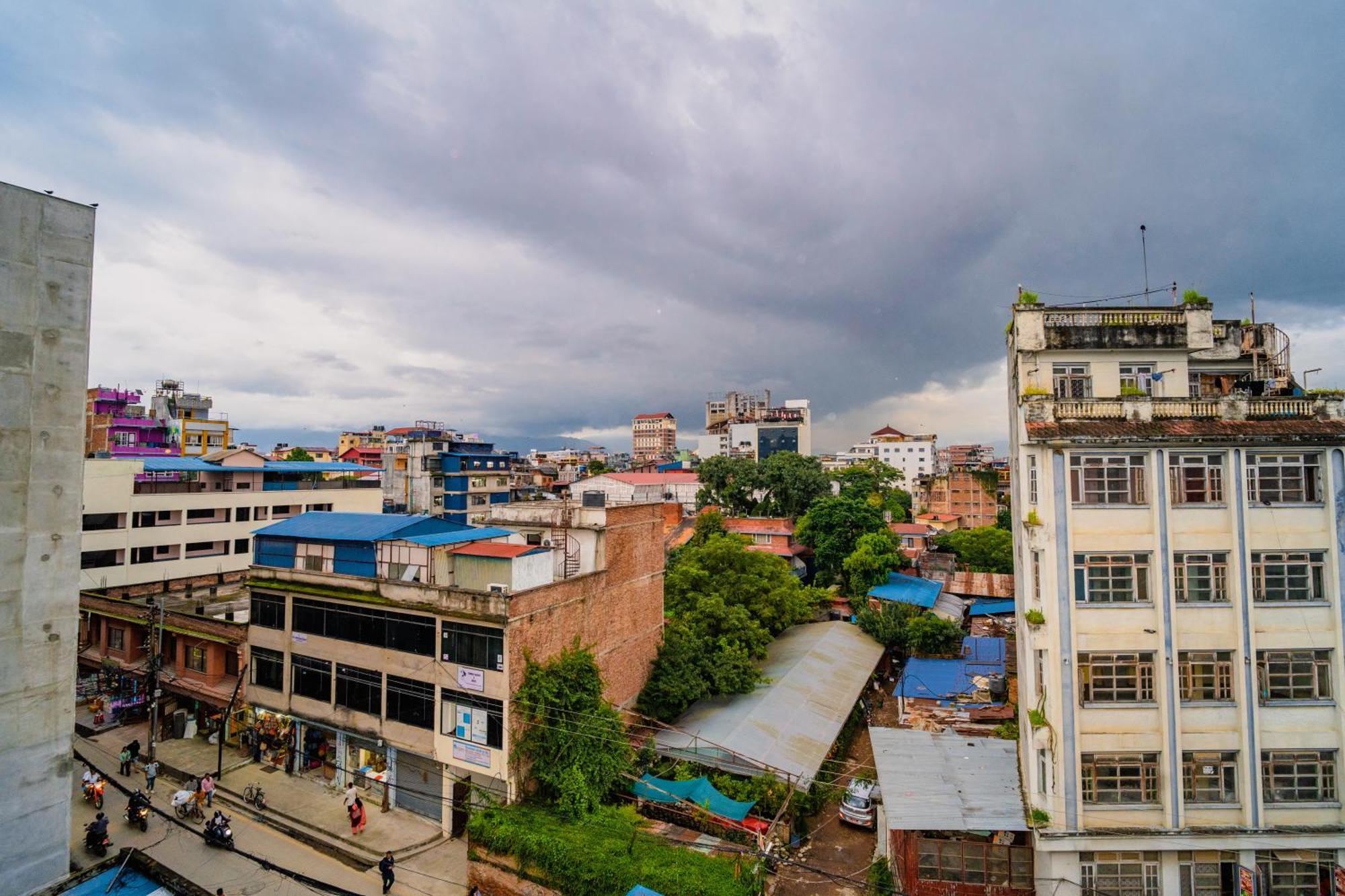 Rest Up Kathmandu Hostel Buitenkant foto