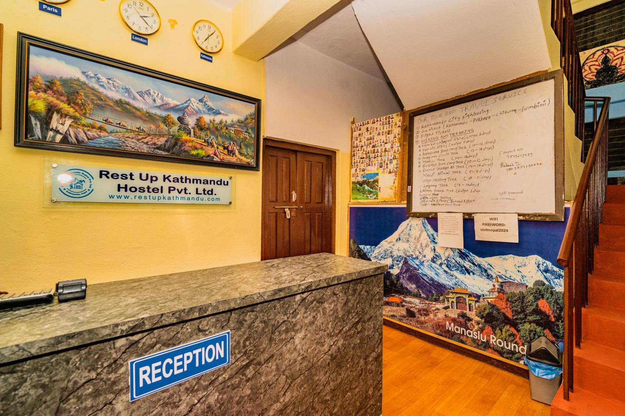 Rest Up Kathmandu Hostel Buitenkant foto
