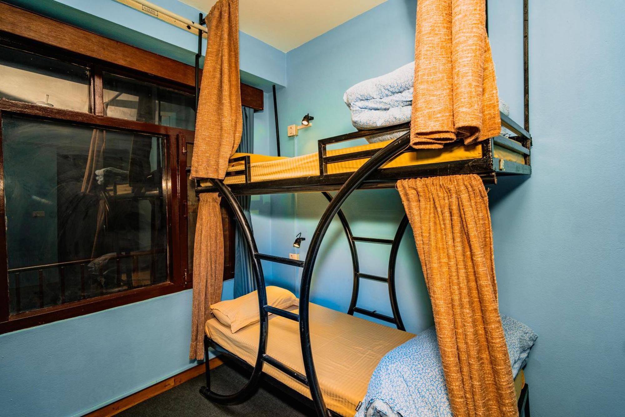 Rest Up Kathmandu Hostel Buitenkant foto