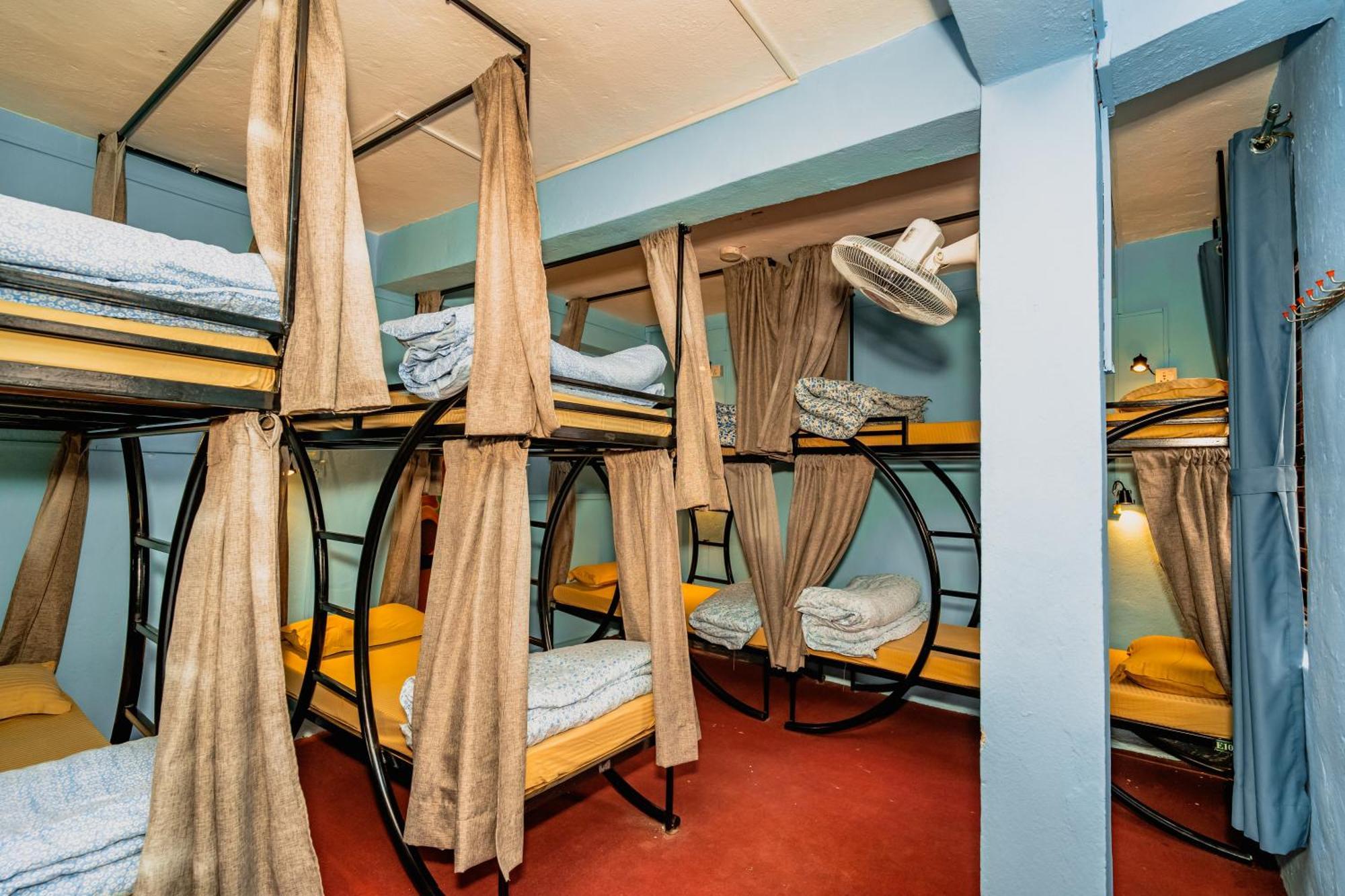 Rest Up Kathmandu Hostel Buitenkant foto