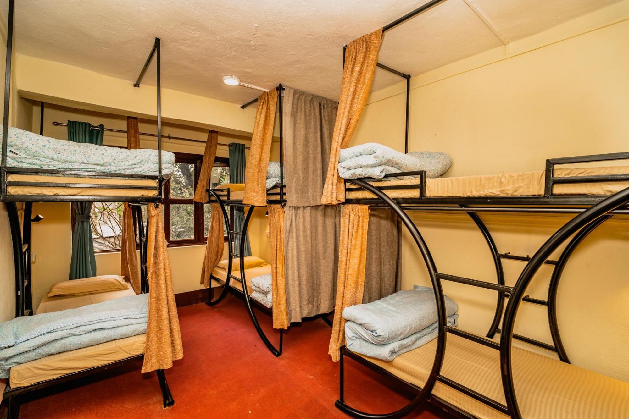 Rest Up Kathmandu Hostel Buitenkant foto