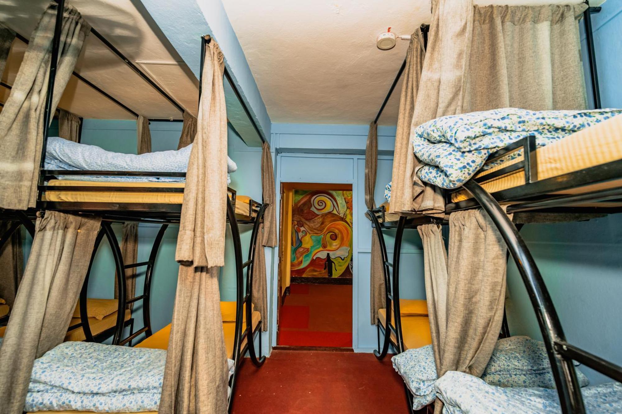 Rest Up Kathmandu Hostel Buitenkant foto