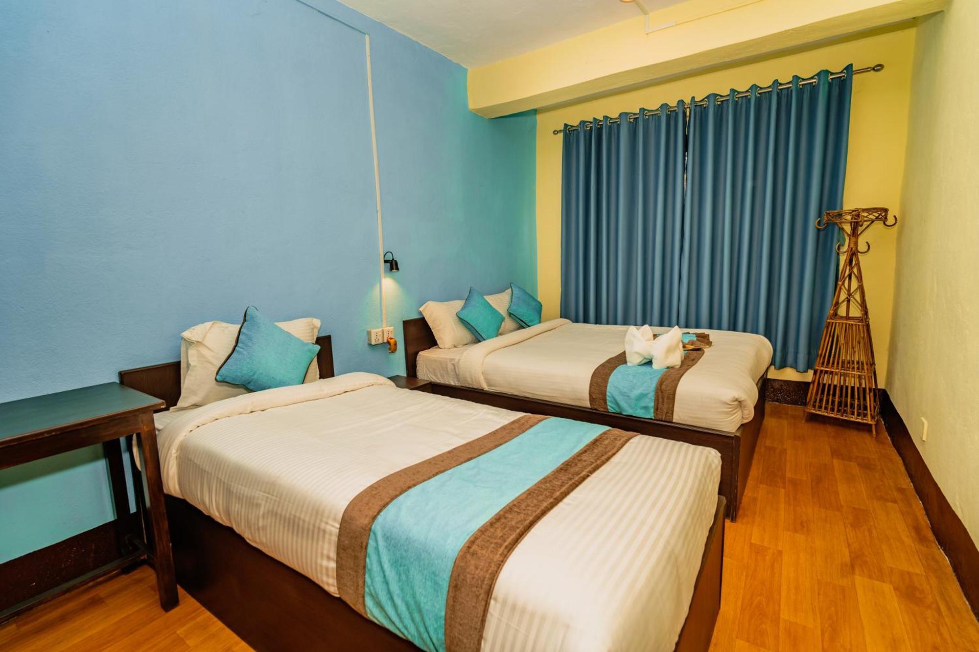 Rest Up Kathmandu Hostel Buitenkant foto