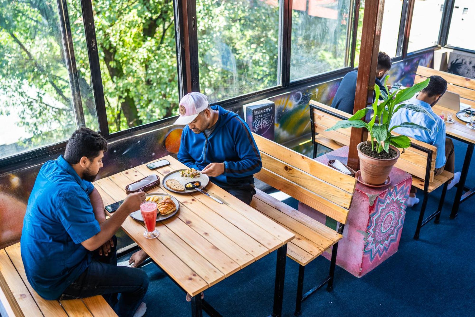Rest Up Kathmandu Hostel Buitenkant foto